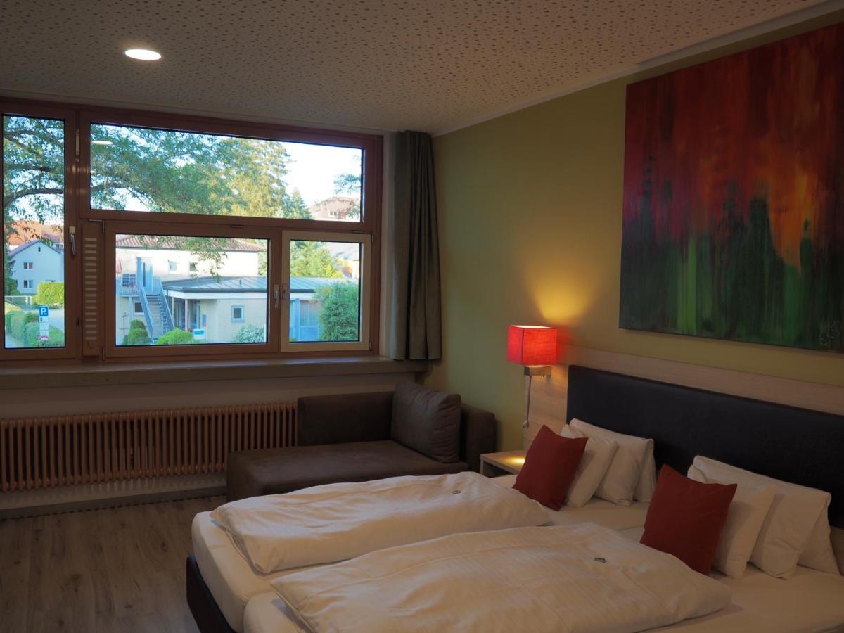Hotel „Zur Linde“ Ehingen  Exteriör bild